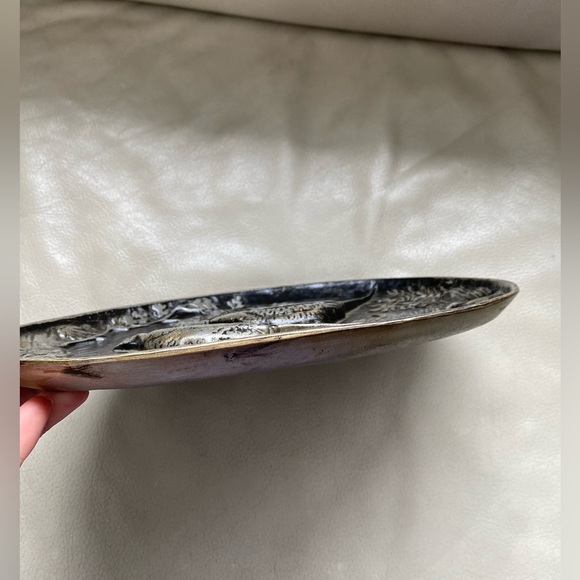 Vtg Wall Hanging Plate Metal Plaque Birds tree Embossed. - Picture 7 of 7